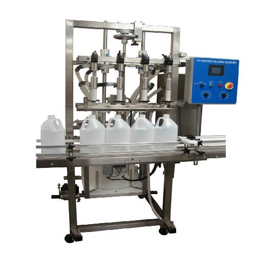 عکس پرکن خطی در حین پرکردن دبه