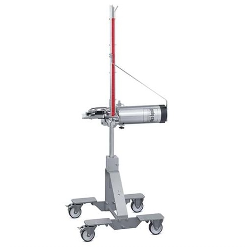 عکس دستگاه کلیپس زن ایستاده