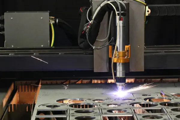 دستگاه سی ان سی برش پلاسما