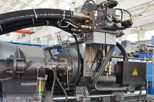 دستگاه تولید پریفورم پت