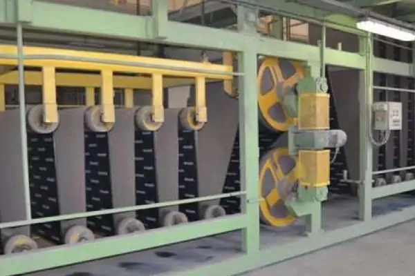 عکس ایزوگام در خط تولید ایزوگام