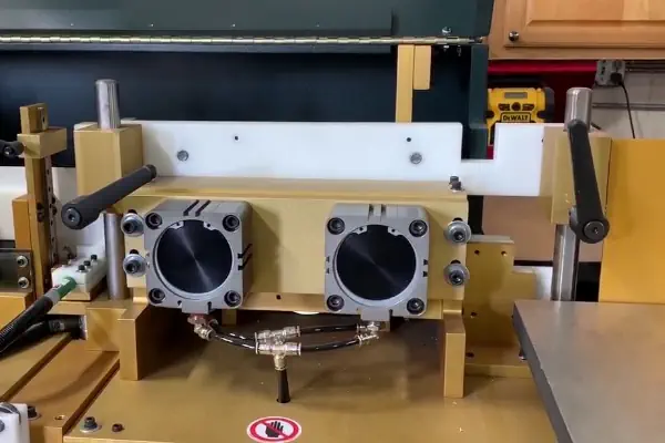 عکس دستگاه حروف ساز