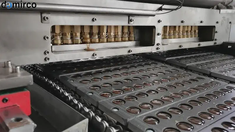 خط تولید پاستیل صنعتی در حال کار