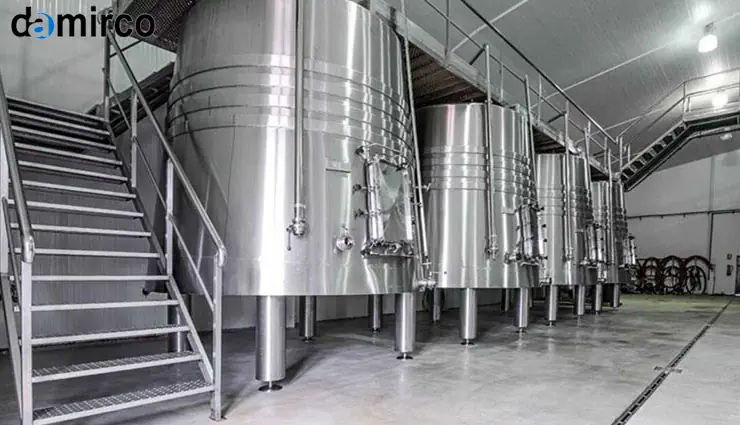 مخزن استیل عایق کاری شده