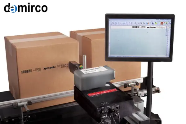 عکس جت پرینتر از نمای نزدیک