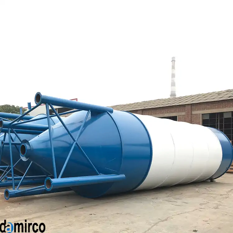 عکس سیلوی سیمان خوابیده