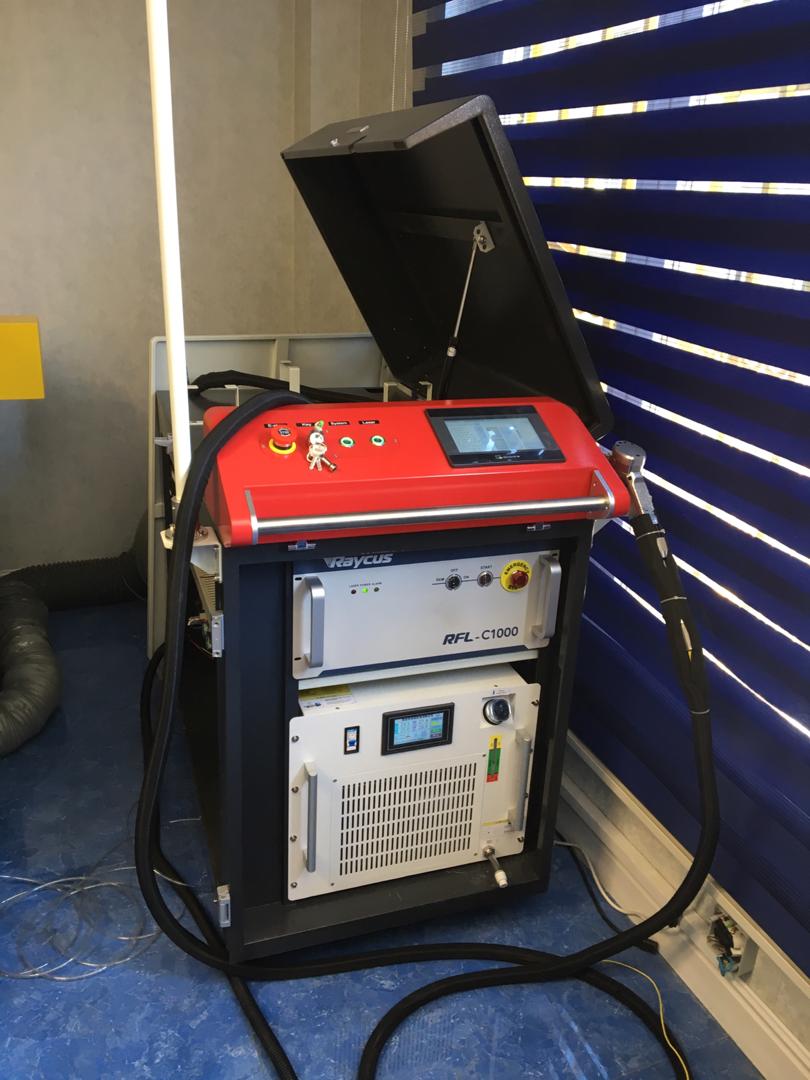 عکس دستگاه جوش لیزر