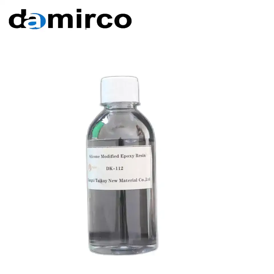 عکس افزودنی های رنگ در بطری شیشه ای