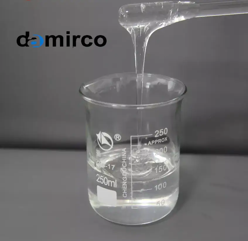 عکس حلال هیدروکربنی در ظرف بشر