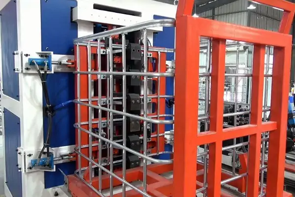 عکس فریم مخزن استیل در قالب فریم نارنجی