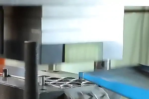 عکس از دستگاه واشر سازی همراه با واشر