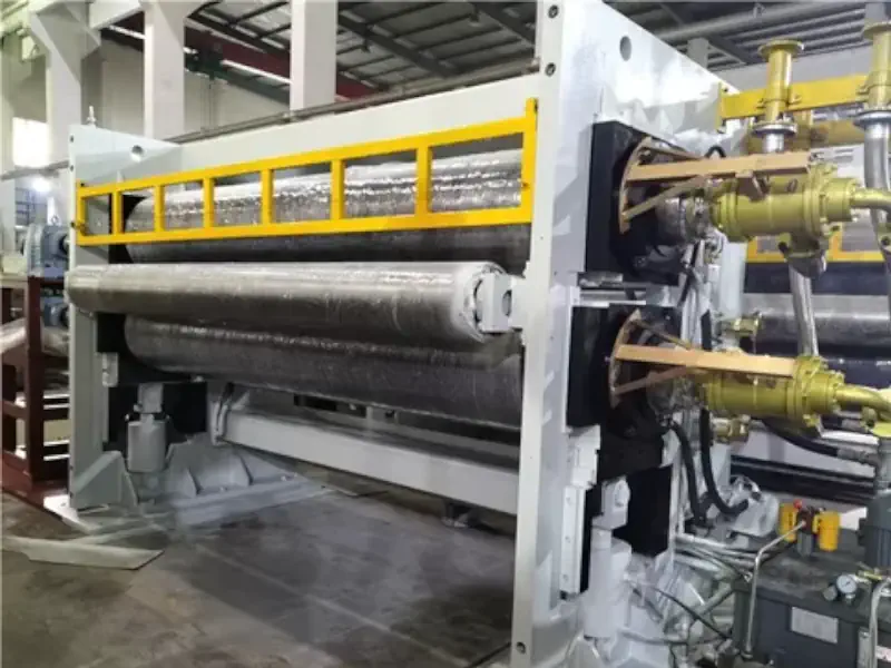 عکس دستگاه تولید سفره یکبار مصرف