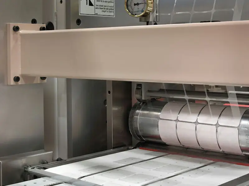 عکس انواع دایکات کارتن با دستگاه دایکات کارتن