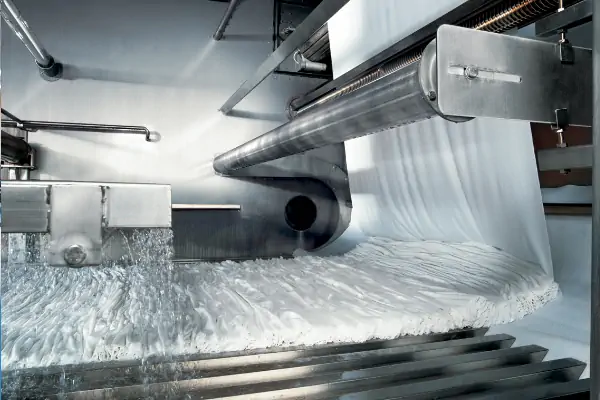 عکس دستگاه سفیدگر پارچه به همراه پارچه