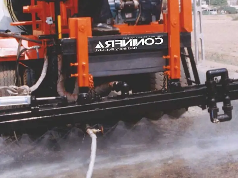 عکس دستگاه قیر پاش