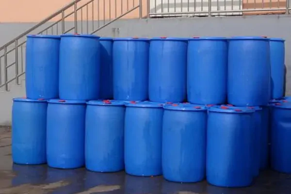 عکس بشکه های آبی رنگ بشکه گلوکز مایع صنعتی