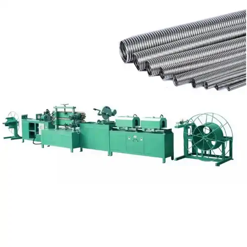 عکس خط تولید لوله به همراه نمونه لوله در ابعاد مختلف