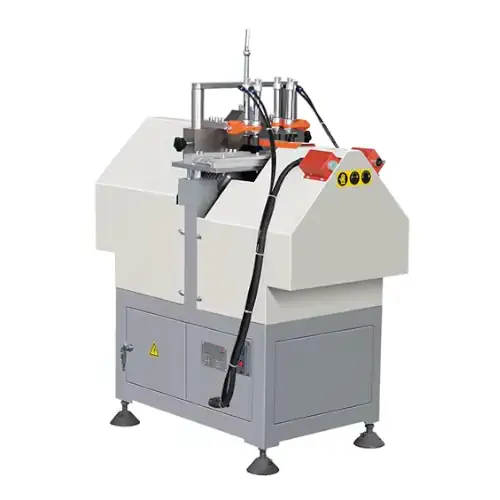 عکس دستگاه دستگاه برش دو تیغ 90 درجه در زمینه سفید