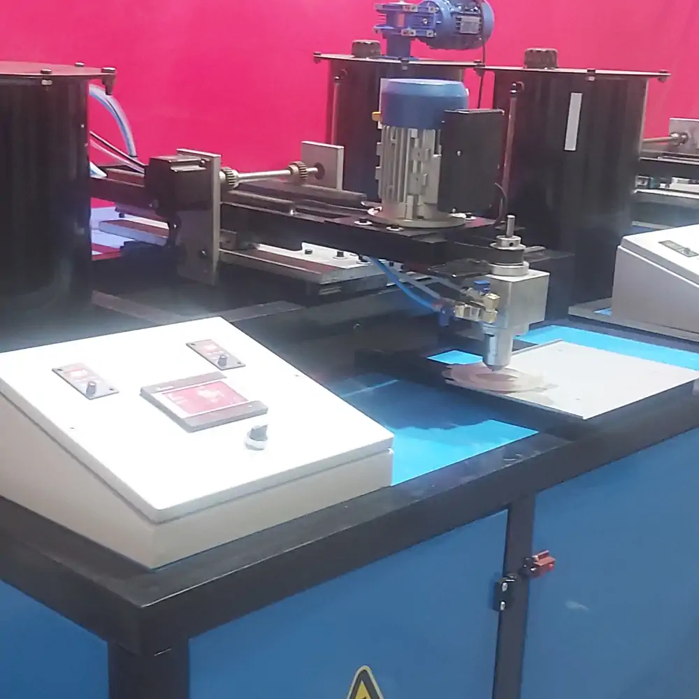 عکس دستگاه تولید فیلتر