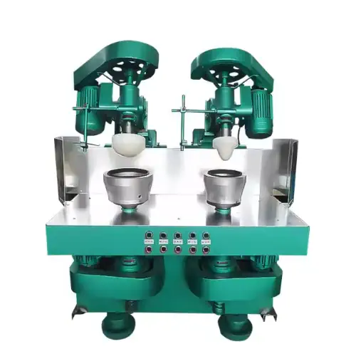 عکس دستگاه تولید ماگ سرامیکی به همراه دو ماگ سرامیگی