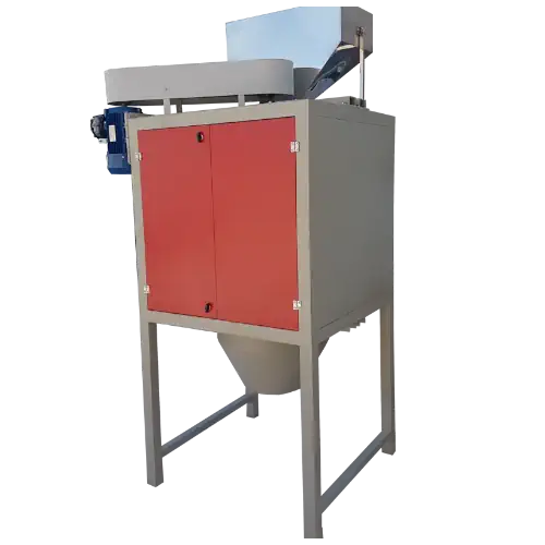 عکس دم گیر کشمش در زمینه سفید