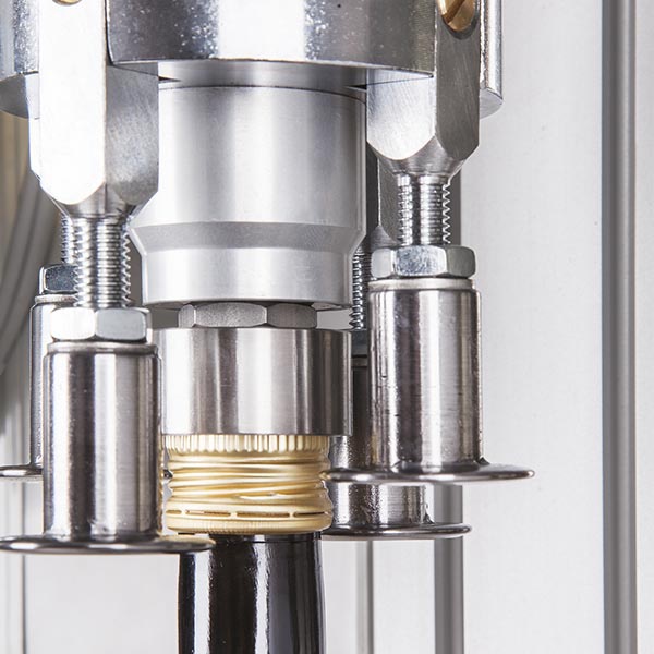 عکس نمای نزدیکتر درب بند نیمه اتوماتیک