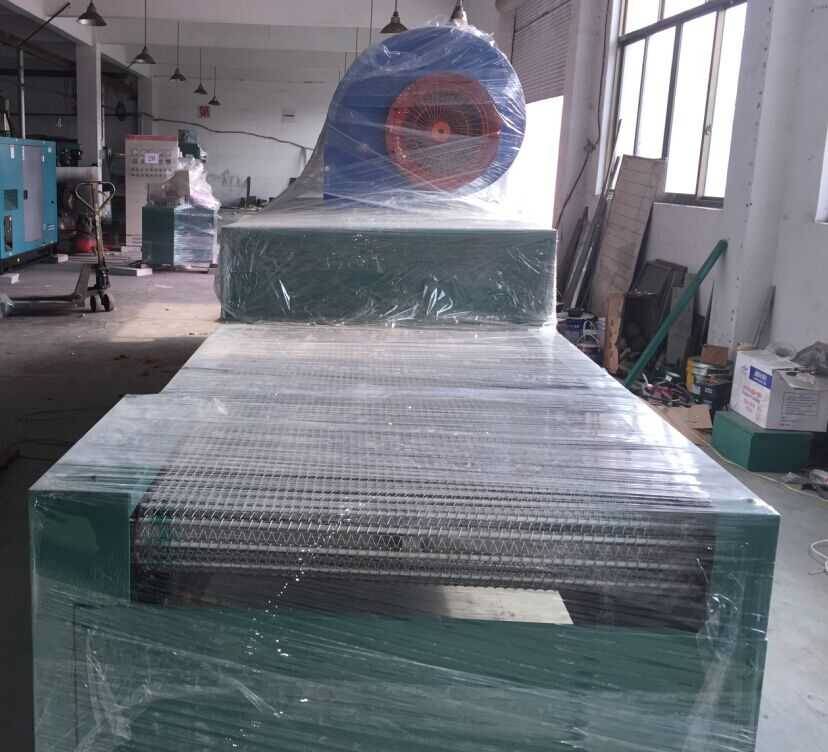 عکس دستگاه رنگ آمیزی لنت اتوماتیک