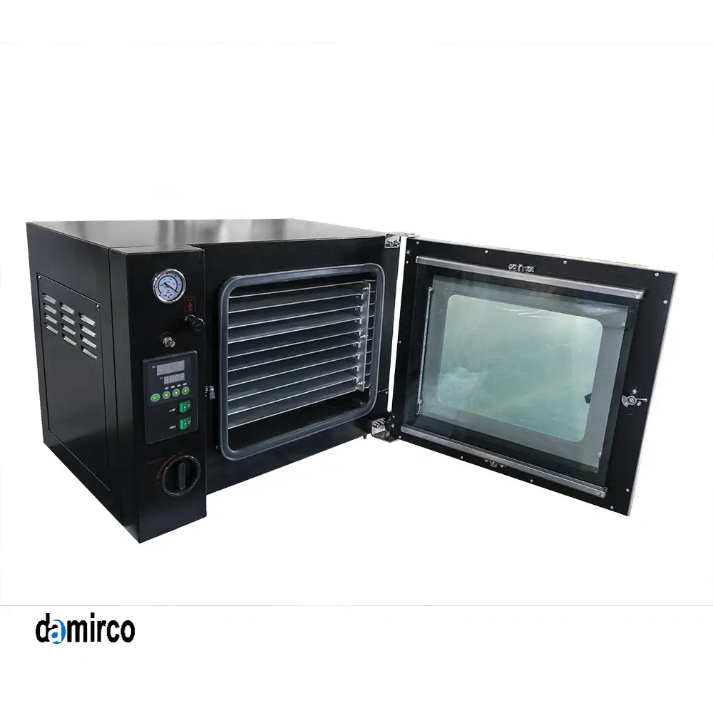 تصویر خشک کن وکیوم که دربش باز شده