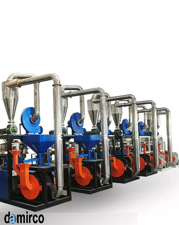 چند عدد آسیاب پلاستیک.