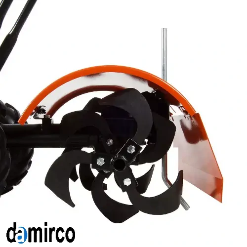 پروانه تیلر