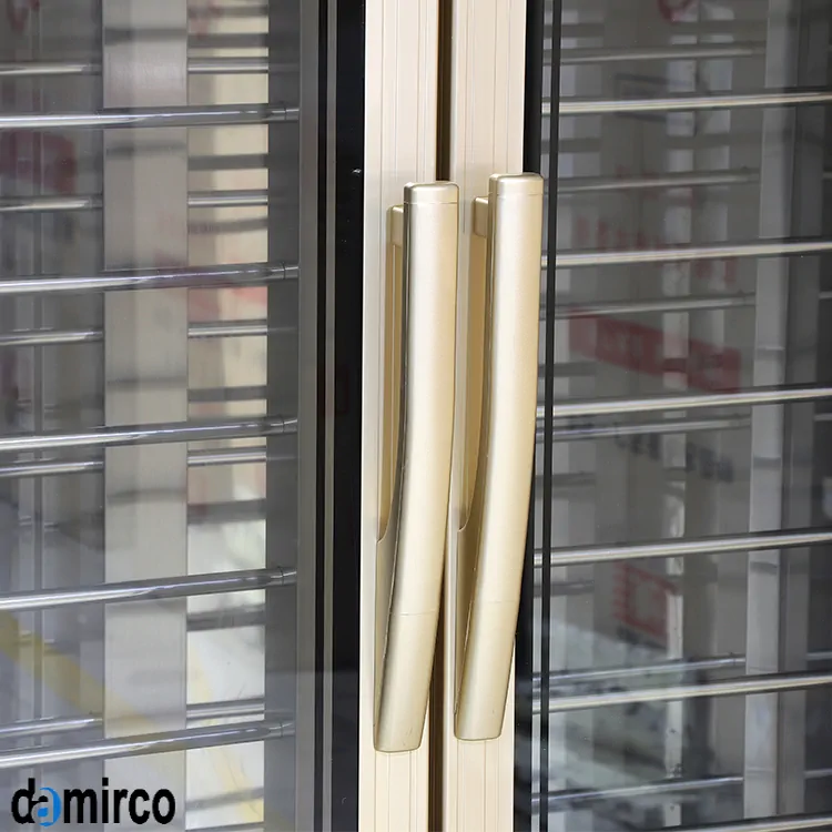 عکس دستگیره و نمای ظاهری فر